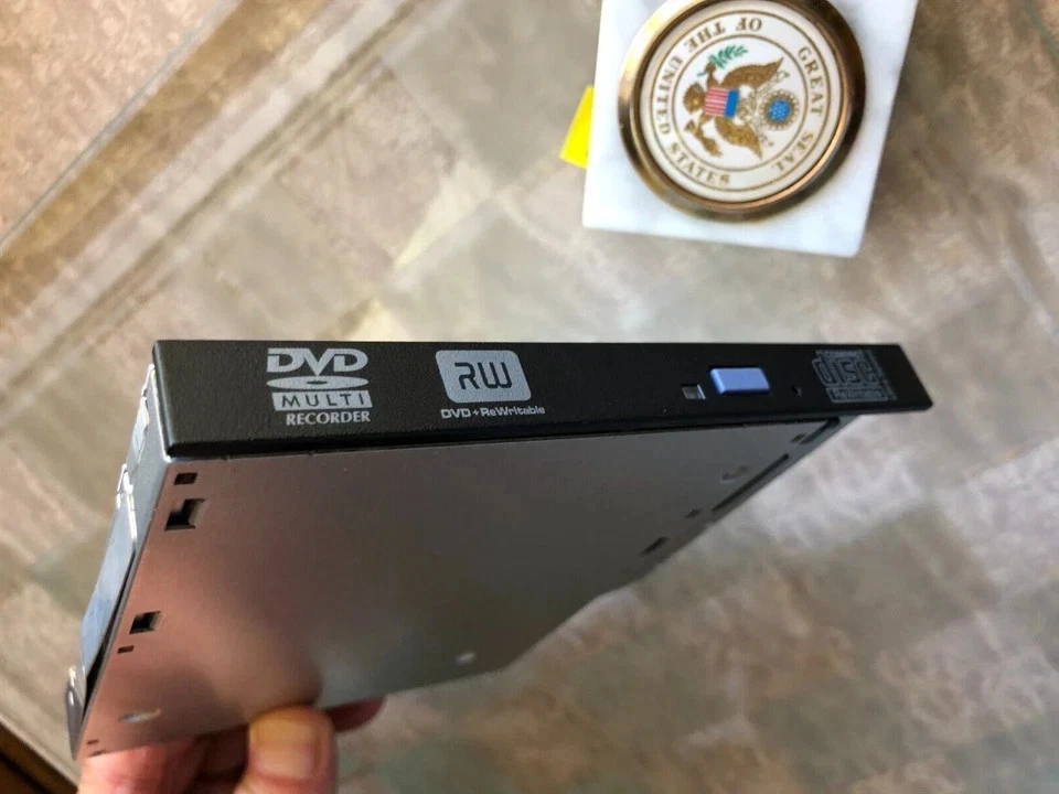 IBM 46M0902 44W3256 CD/DVD SATA Burner UJ8C0 w/Cable - Image 2 of 3