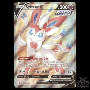 Sylveon V #183/203 Evolving Skies NM/Near Mint Pokemon 2021