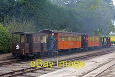Photo 6x4 Statfold Barn Railway - smoky engine Shuttington Hudswell Clark c2017