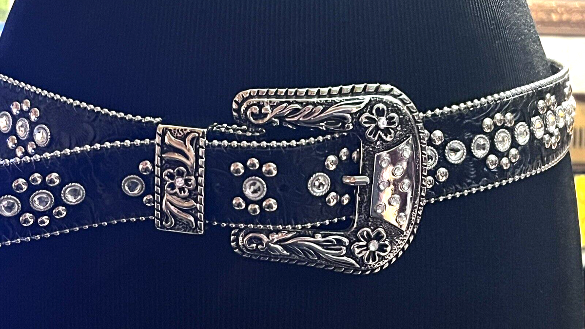 Lake Shore Drive Accessories Women\'s Belt Black Silver Metal Buckle Embossed‎ L Lake Shore Drive Belt - Etsy main image 2