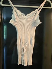 Women's Camisole BEIGE Size Small Lacey V Neck Ribbed Stretch Adjustable Straps