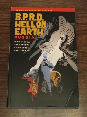 B.P.R.D. BPRD Hell On Earth Russia Vol 3 Mignola (Paperback) 9781595829467