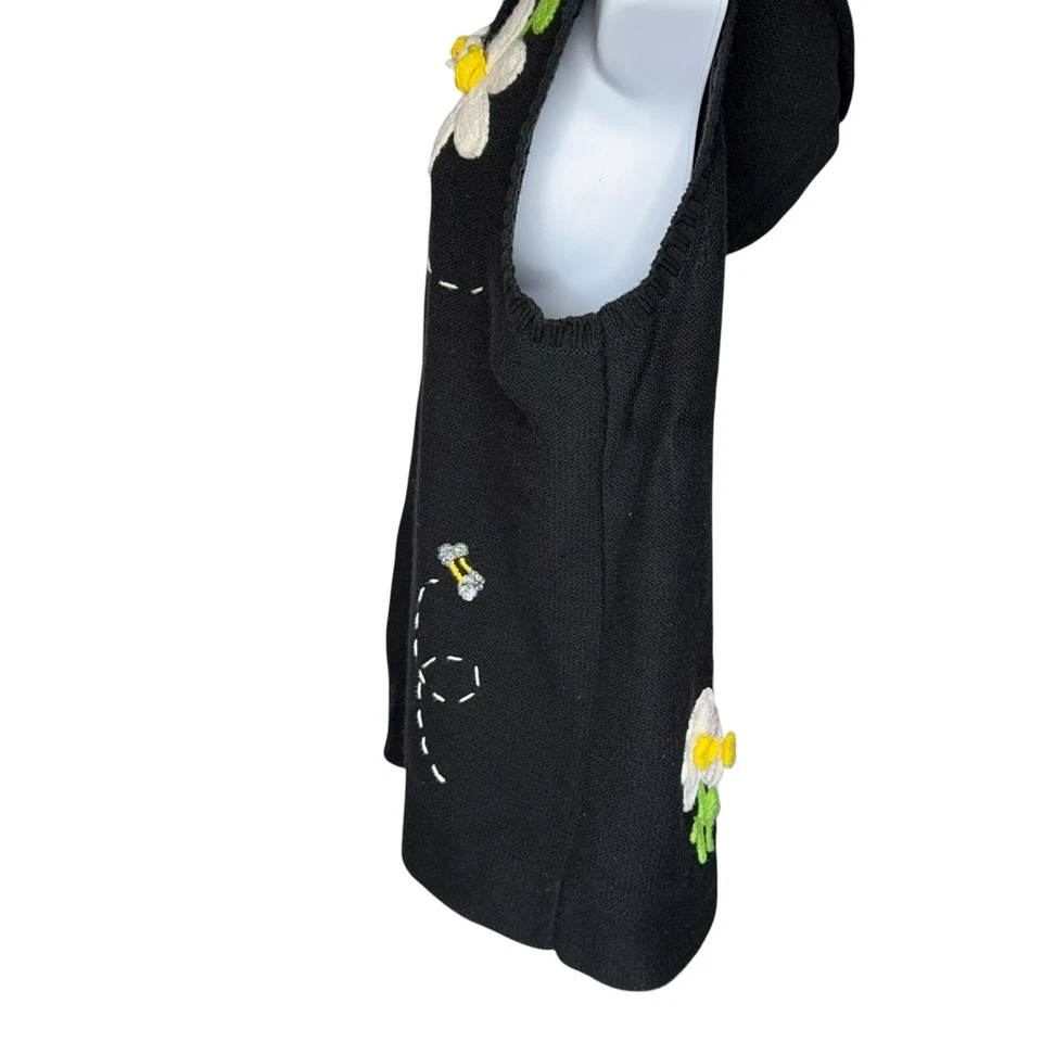 Quacker Factory Sweater Vest Daisy Bees Hooded Zip Up Embellished Embroidered Lg - Image 3 of 4