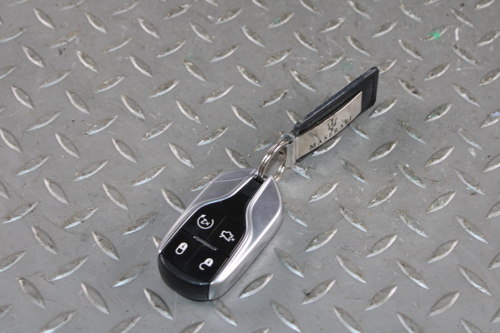 Maserati Ghibli 2017-2024 Key fob