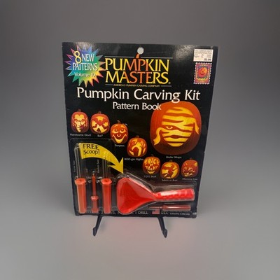Pumpkin Masters 1999 Pumpkin Carving Kit Pattern Book W/ Saws Poker Drill Scoop 