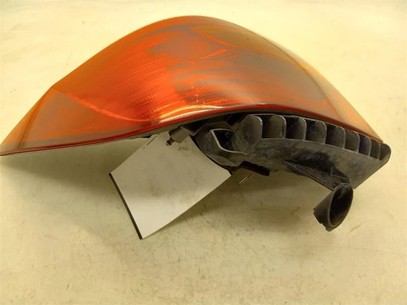 08-10 CONJUNTO LUZ TRASERA LADO CONDUCTOR TOYOTA HIGHLANDER SPORT  Foto 3 de 4