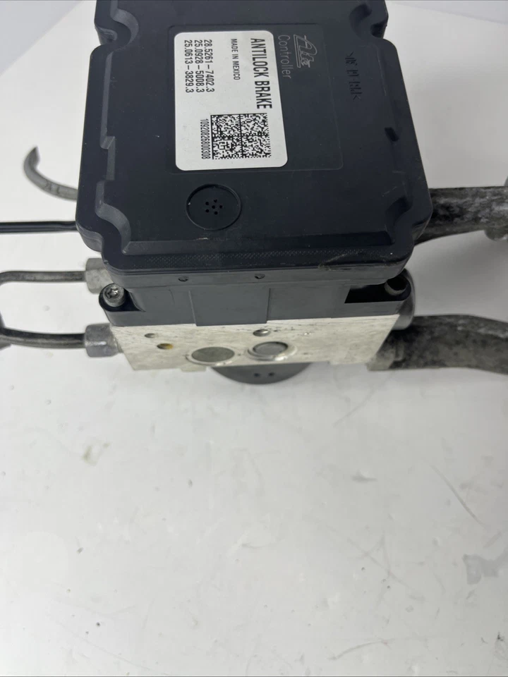 2005-2007 Dodge Charger Chrysler 300 Magnum ABS Pump & Module OEM P04788060AC Foto 2 de 4