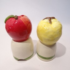 2 Sammie Roberts Pie Bird Vents * Fruit Duo ~ Red Apple & Lemon