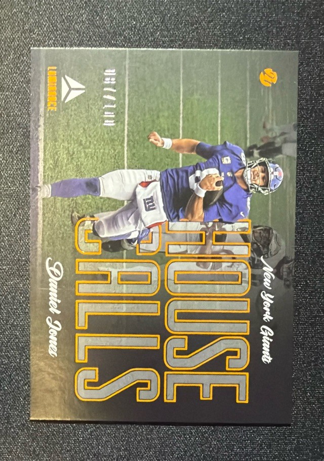 Daniel Jones 2021 Luminance #HC-11 House Calls Orange #/100 Giants A/1/1