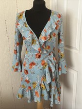 Ladies Size 8 PREETYLITTLETHING Wrap Around Dress with Tie Belt No Yodel
