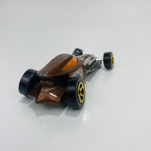 Hot Wheels Sweet 16 II Brown Zamac Base 2001 Kringle's Kruisers 3-Pack - Picture 4 of 8