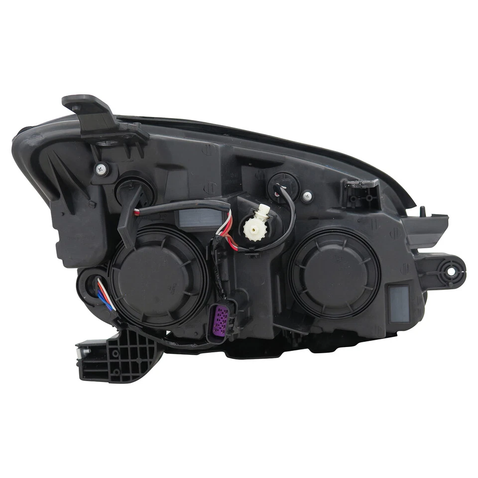 Conjunto de faros para Chevrolet Trax TYC 2015-2016 Foto 2 de 4