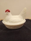 HEN ON NEST MILK GLASS DISH/ VINTAGE WESTMORELAND/ SPLIT TAIL