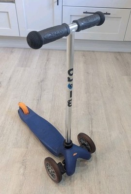 Original Schweizer Mini Micro Classic Roller 3 Räder feste T-Bar blau 3-5 Jahre 