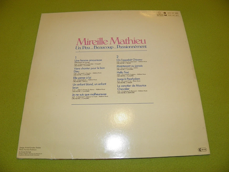 Mireille Mathieu - Un Peu... Beaucoup... Passionnement - RARE LP / Woman In Love - Image 2 of 2