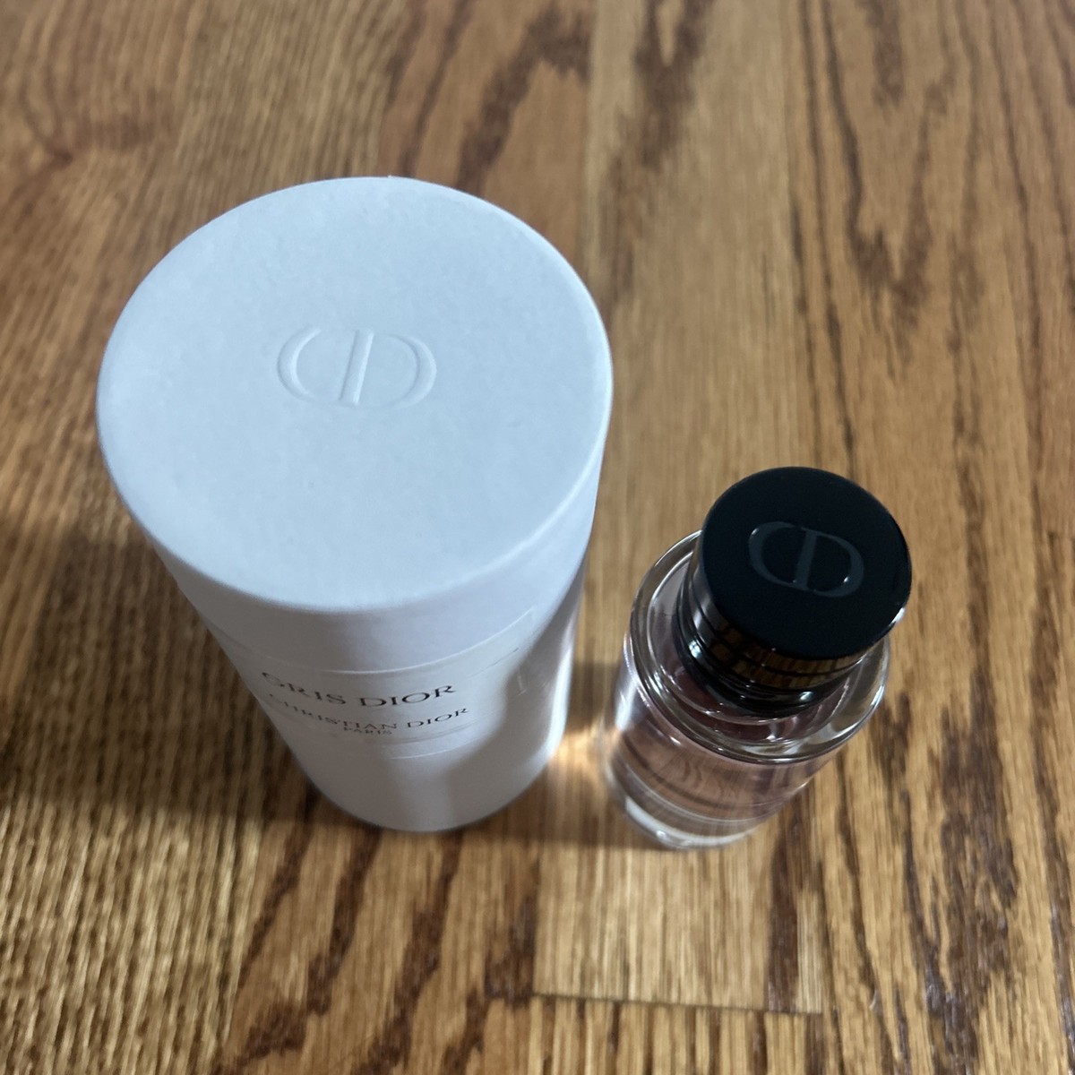 GRIS DIOR オードパルファン 40ml Christian Dior Gris Dior Eau De Parfum 40 ml Maison