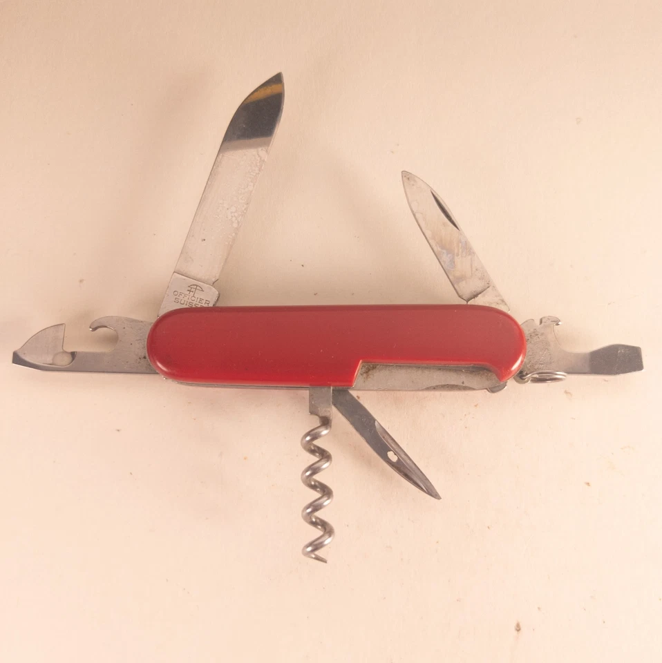 Navaja suiza Victorinox Spartan 1982-1984 roja 91 mm escudo grabado Foto 3 de 4