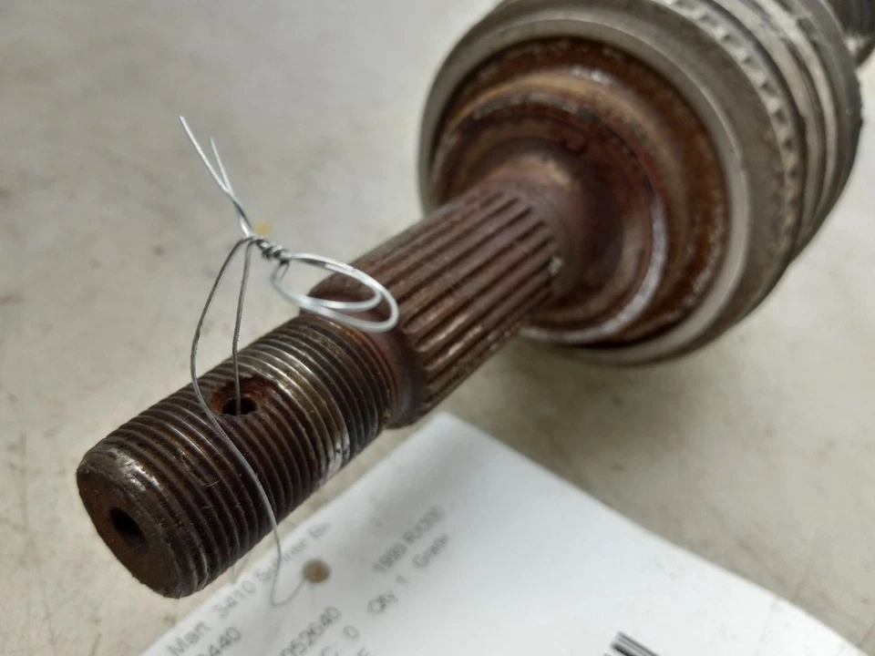 99 00 01 02 03 LEXUS RX300 EJE DELANTERO IZQUIERDO Foto 2 de 4