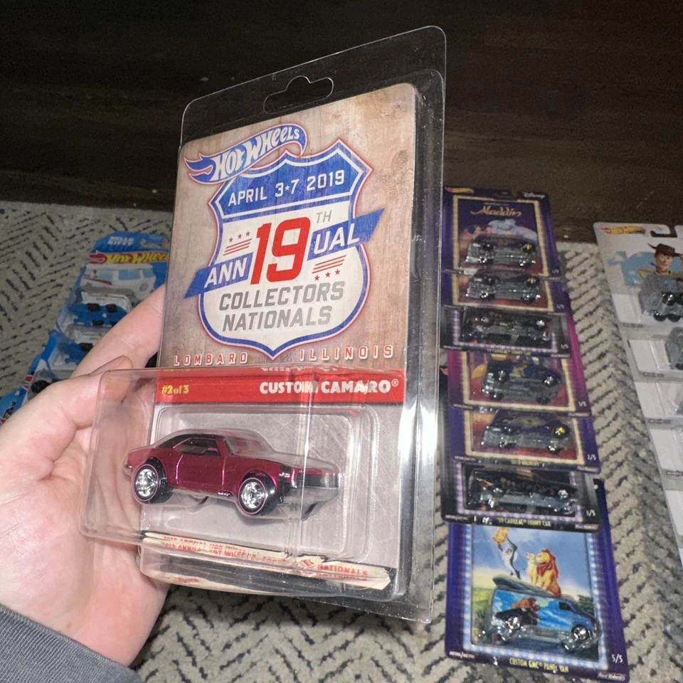 🇺🇸Camaro personalizado Hot Wheels 19th Nationals Convention rosa 2491/5000 H15🇺🇸 Foto 2 de 4