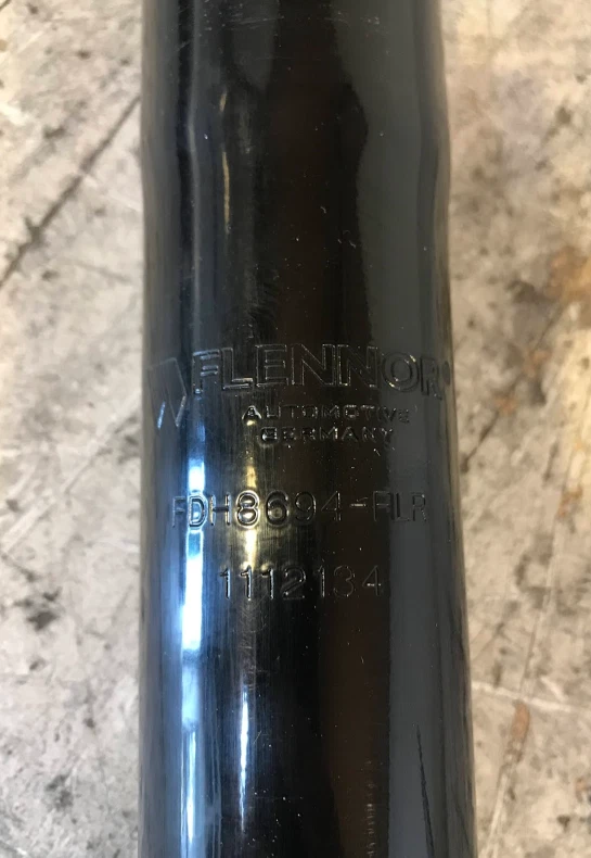 Amortiguador delantero Flennor - #FDH8694-FLR - Se adapta a Volkswagen Golf y Jetta Foto 4 de 4