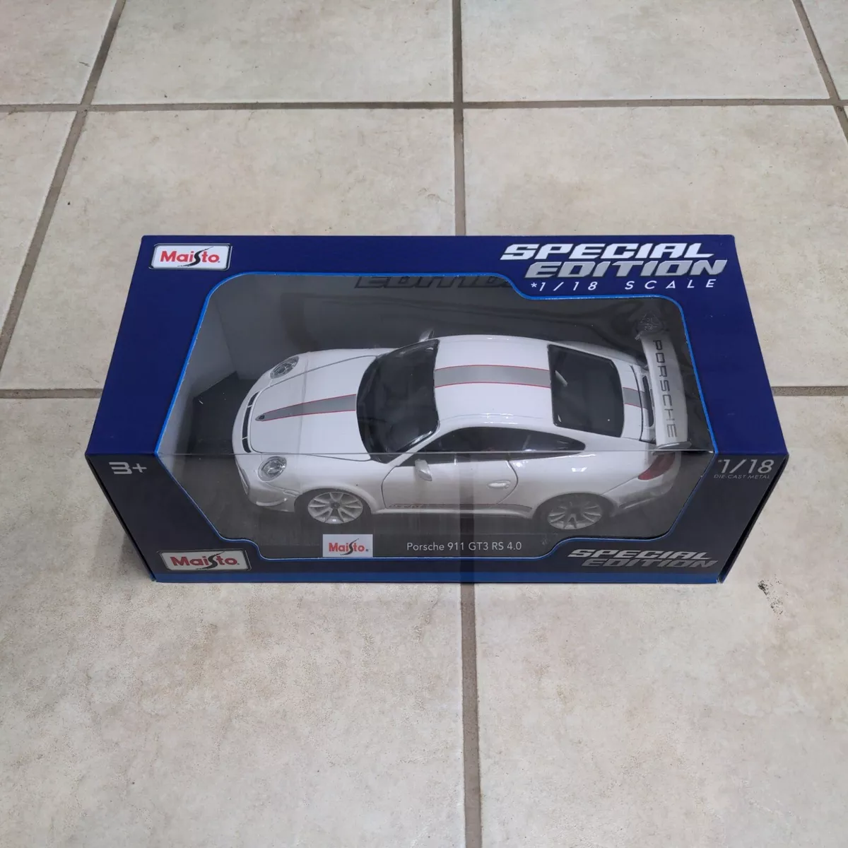 Maisto porsche 911 best sale gt3 rs 4.0