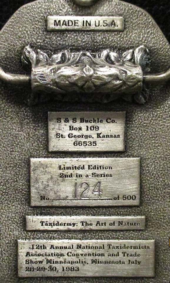 National Taxidermist NTA 第 12 届会议和表演明尼阿波利斯 MN 皮带扣鹿 — 第 3/3 张图片
