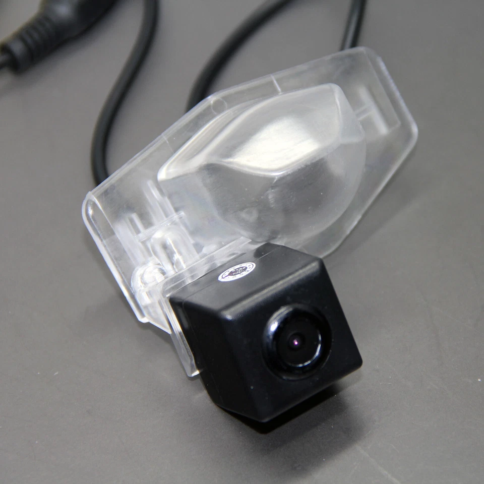 RCA Car Rear-View Backup Camera For Honda Fit Jazz 2014 2015 2016 2017 2018 2019 - Image 3 of 4