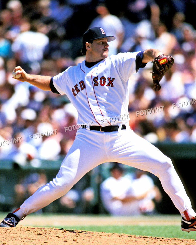 ROGER CLEMENS Photo Picture BOSTON RED SOX at FENWAY PARK 8x10