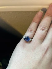 Beautiful used sapphire ring size 7