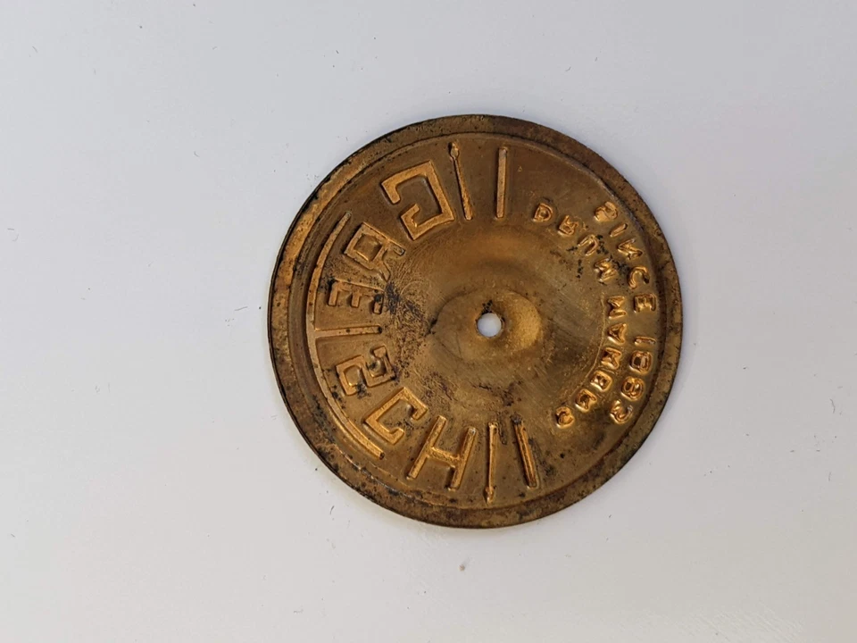 Gretsch Round Badge 1960s Vintage Badge with Tack Logo Plate Emblem 50s 60s Tom - Image 4 of 4