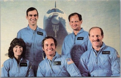 Vintage 1983 NASA Space Shuttle CHALLENGER (STS-7) Postcard Sally Ride / Unused