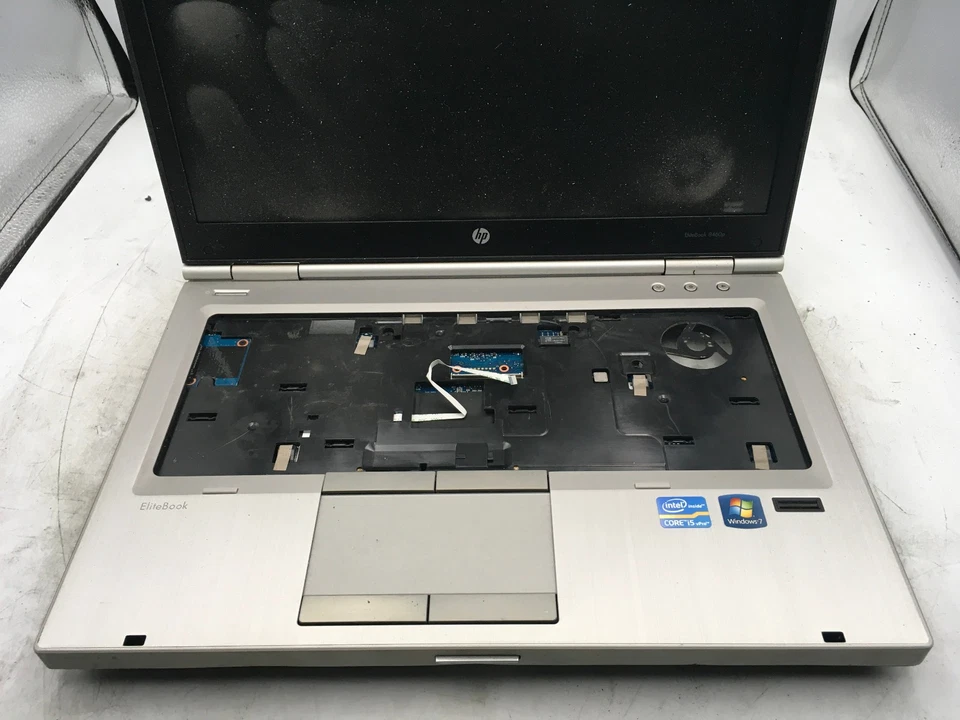 HP PROBOOK 8460P - FOR PARTS/REPAIR - INTEL I5 2ND GEN - NO RAM - READ DESC -BB! - Image 3 of 4