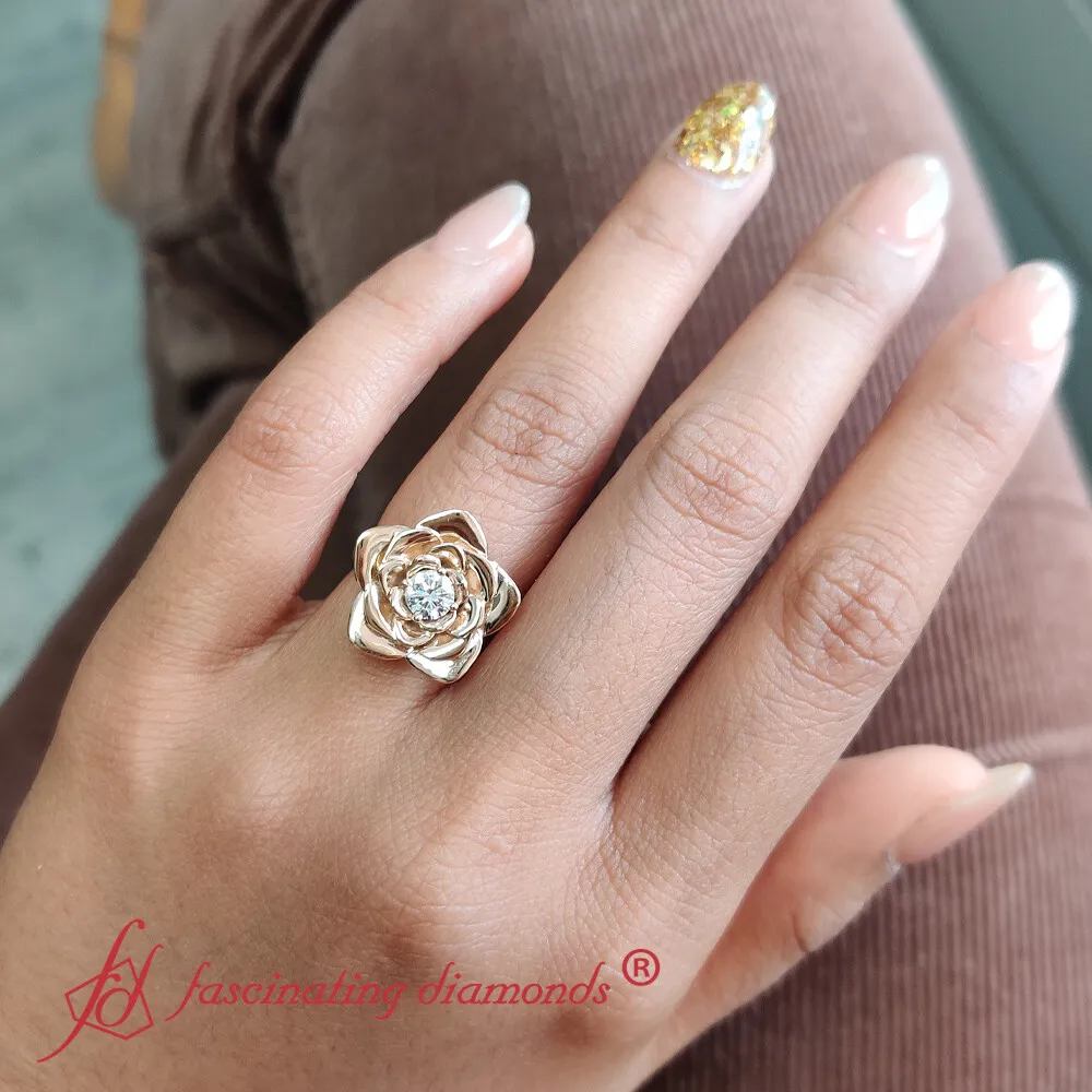 Ms-536 Elegant Flower Shape 18K Gold 0.8CT Round Cut Hpht Lab Diamond  Custom Solitary Ring - China White Gold and Lady Ring price |  Made-in-China.com
