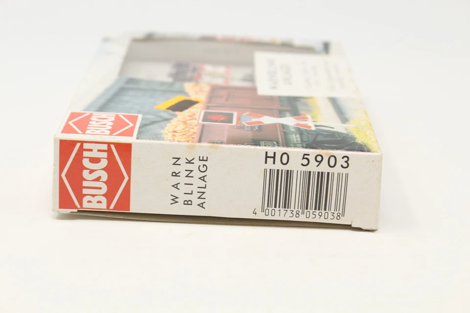 HO Busch 5903 Flashing Lights For Level Crossing - Image 4 of 4