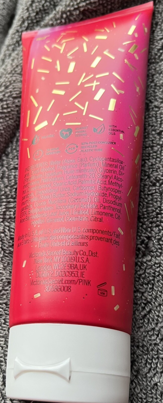 NEW VICTORIA'S SECRET PINK *BERRY GLITZ* SCENTED BODY LOTION-8 FL OZ TUBE