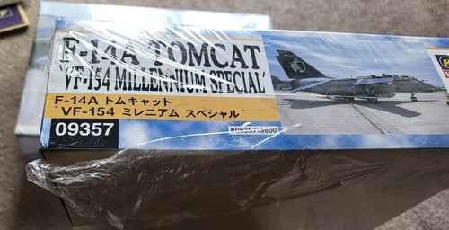 Hasegawa 1/48 F-14A Tomcat VF-154 Millennium Special Model Kit 09357 SEALED - Picture 10 of 10