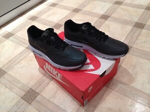 nike air max 1 moire iridescent