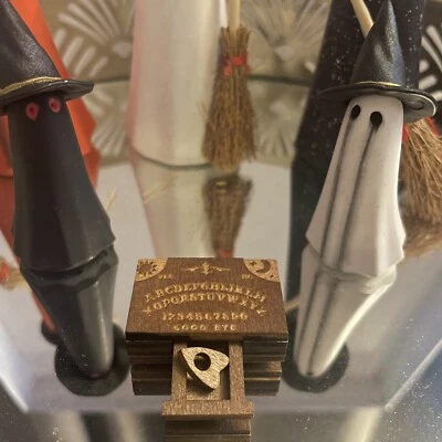 York Ghost Merchants accessory - Mini Spirit Board