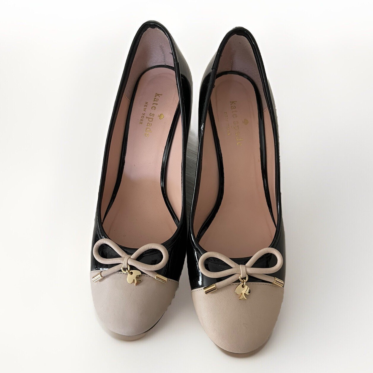 Kate Spade New York Women's Kacey Cap Toe Black Patent Leather Wedge Heel Sz 8.5 thumbnail 2