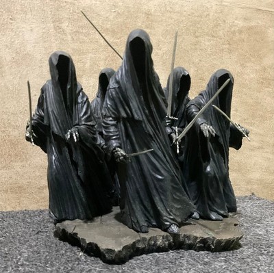 RARE Sideshow Lord of the Rings SHADES OF MORDOR RINGWRAITHS Diorama 162/750