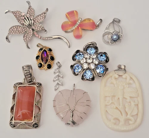 Costume Jewelry Vintage to Modern Pendant Lot 1 Sarah Cov   925