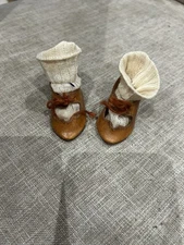 BEAUTIFUL SHOES AND SOCKS FOR ANTIQUE DOLL 