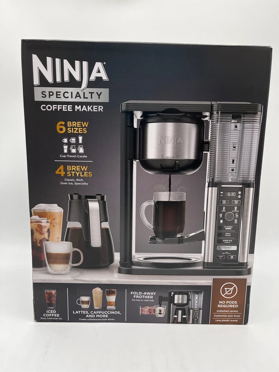 Cafetera Ninja de 10 tazas con espumador plegable y jarra de vidrio CM401