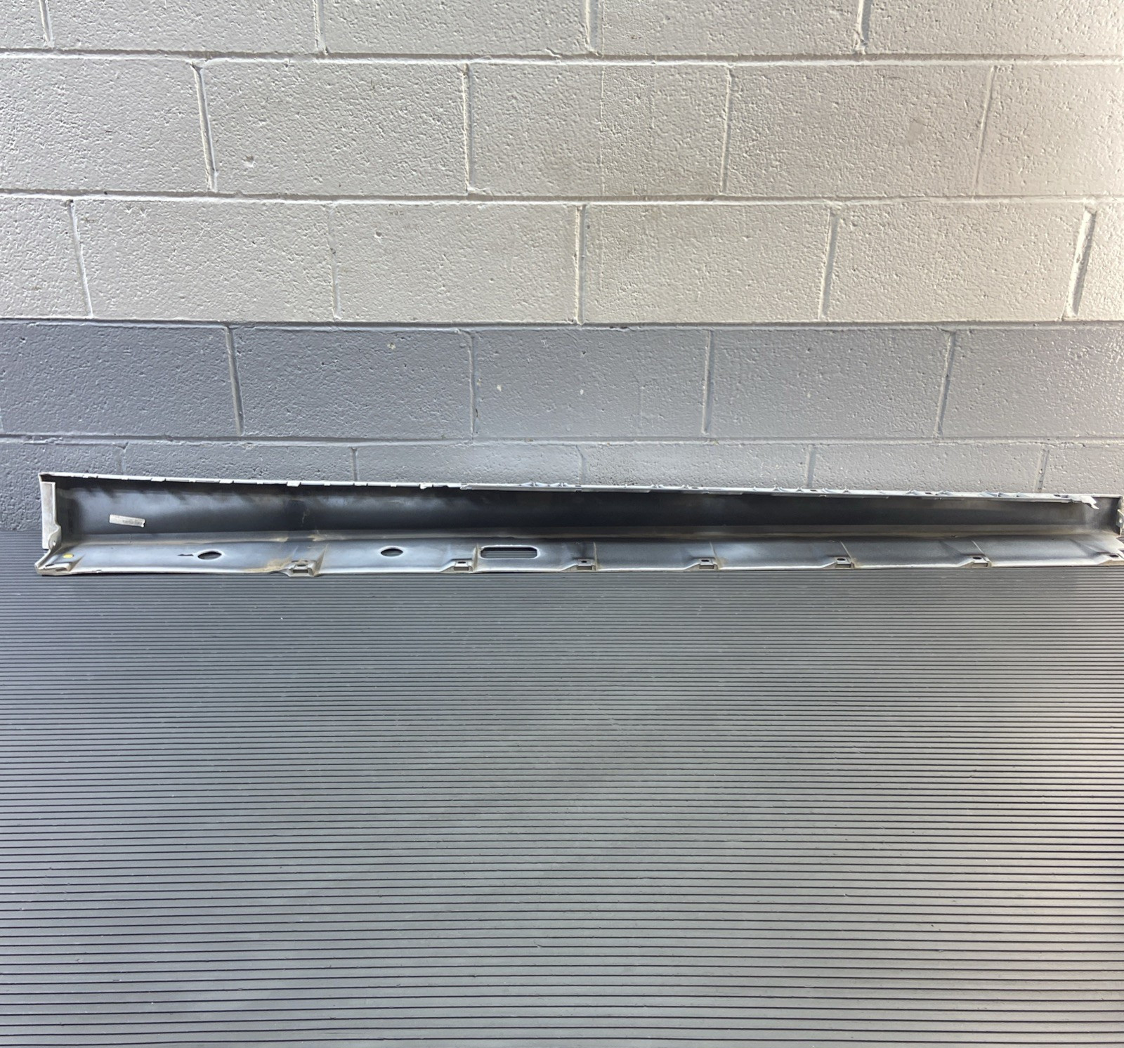Audi R8 2016-2024 Left Lower Rocker molding White