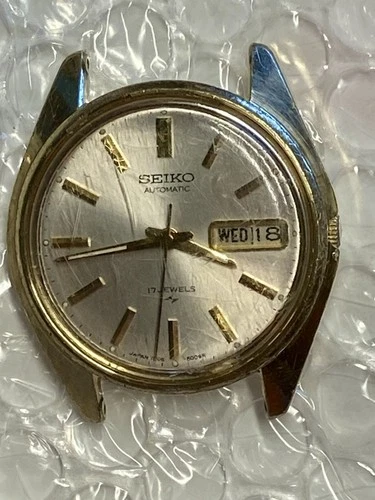 Vintage 1972 Seiko Automatic 7006-8007 Wristwatch, Day/Date, 17 Jewels, 3B