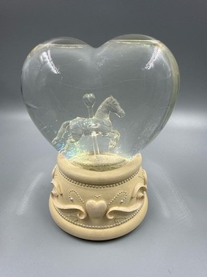 Silvestri Heart-Shaped Snow Globe   Clear Carousel Horse (MI1076304)