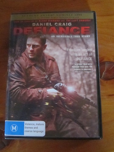 DVD DEFIANCE TRUE STORY GREAT ** MUST SEE ****