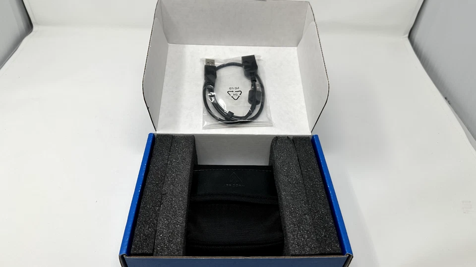 Aegis Padlock 3 A25-3PL256-500 500GB USB Pin Secured External HDD Hard Drive - Image 2 of 4