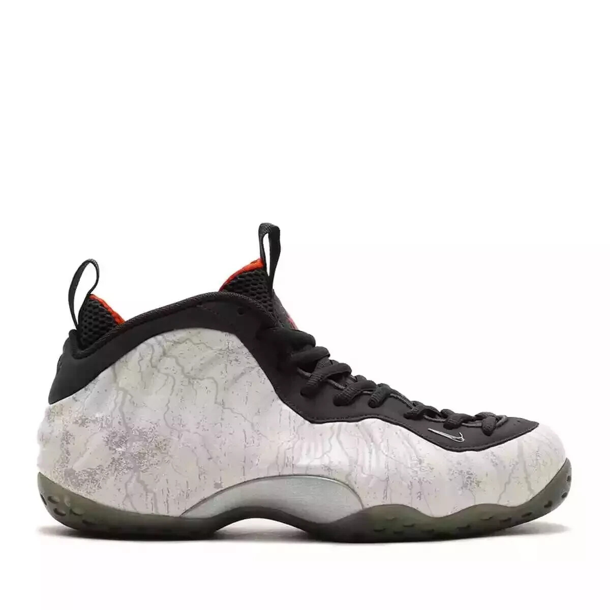 Tekken 8 x Nike Air Foamposite One PRM Jin Kazama HF6367-001