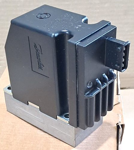 Danfoss PVG32 PVEA 32 157B4735 11-32 VDC ( 1Pcs) - Picture 9 of 14
